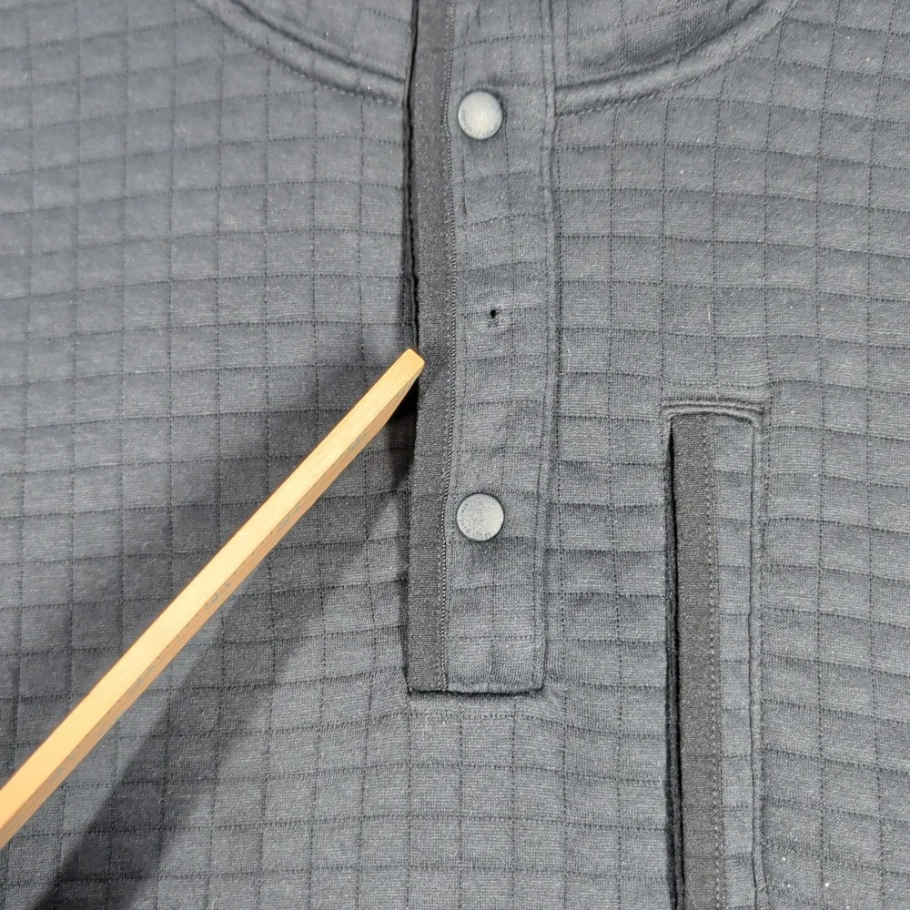 Vineyard Vines Pullover Mens XL Black Performance Quilted Snap Mock Neck Sweater